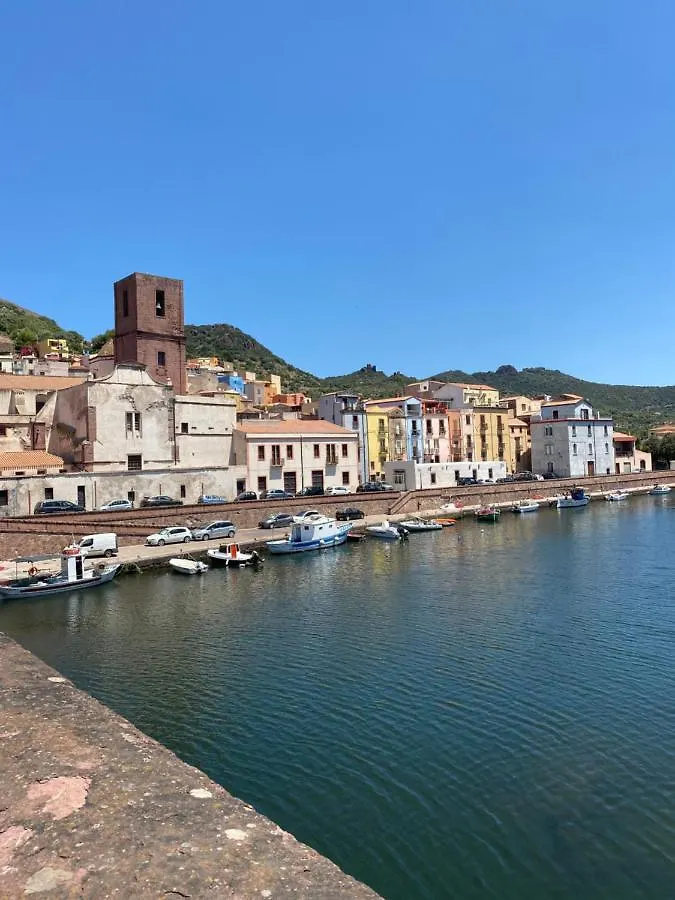 Affittacamere Hotel Casa Assunta Tresnuraghes Italia