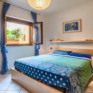 Porto Alabe Sardegna.... A Due Passi Dal Mare Appartamento